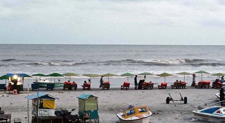 পর্যটকের ভিড় বাড়ছে, কিন্তু কুয়াকাটায় থমকে আছে পরিকল্পিত উন্নয়ন
