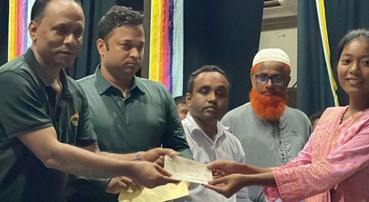 মালী হয়ে সুন্দর বাগান গড়তে চাই, দুর্গাপুরে ডেপুটি স্পিকার