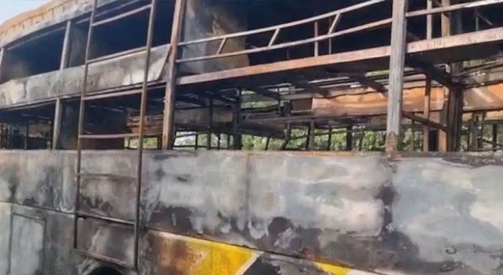 ঘুমন্ত যাত্রীদের মধ্যে হঠাৎ আগুন, গ্রেটার নয়ডায় স্লিপার বাসে নিহত ৯
