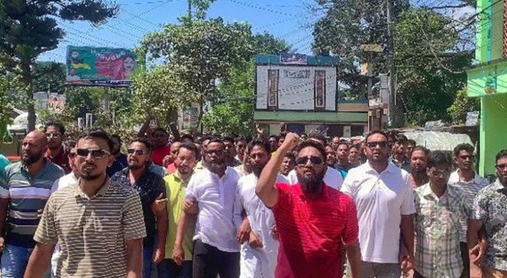 কুড়িগ্রামে আওয়ামী লীগের কর্মকাণ্ডের প্রতিবাদে যুবদলের বিক্ষোভ মিছিল