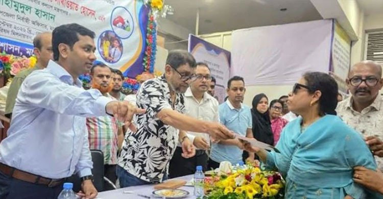 জন্মনিয়ন্ত্রণে জোর, আগামী মাস থেকে ব্যাপকভাবে পিল বিতরণের ঘোষণা স্বাস্থ্যমন্ত্রীর