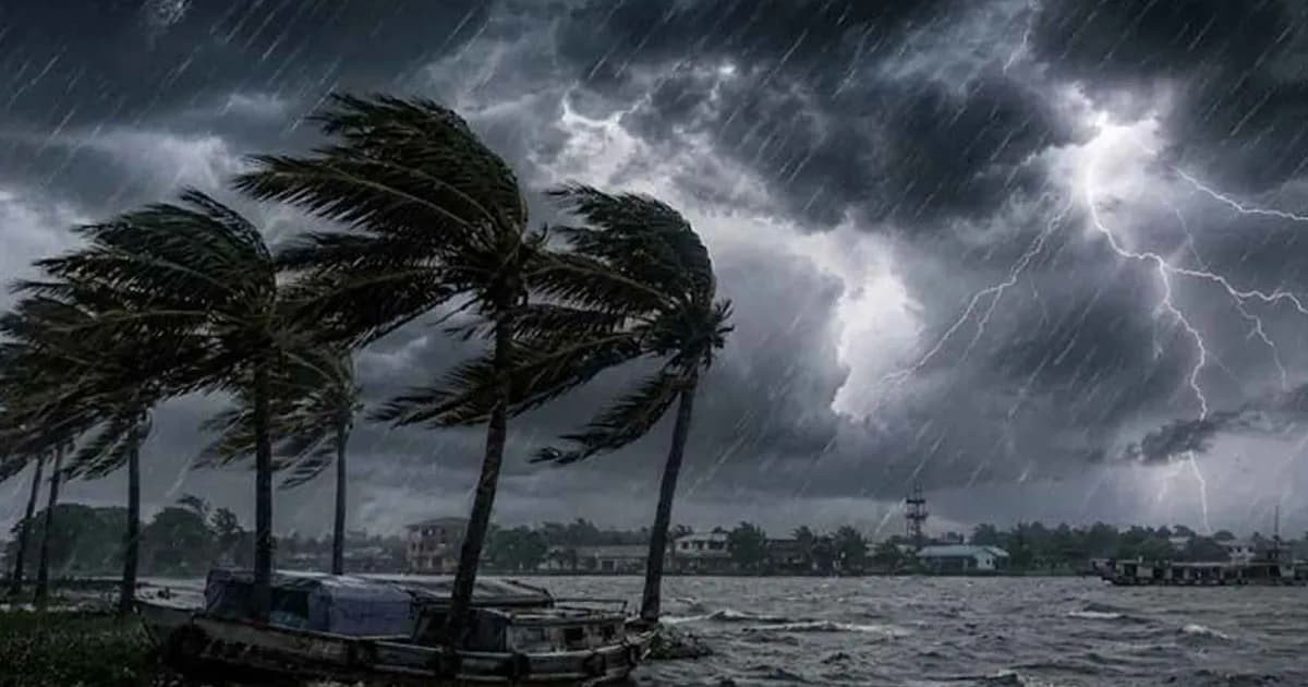 দুপুরের মধ্যে দেশের ৭ জেলায় বজ্রবৃষ্টির আভাস