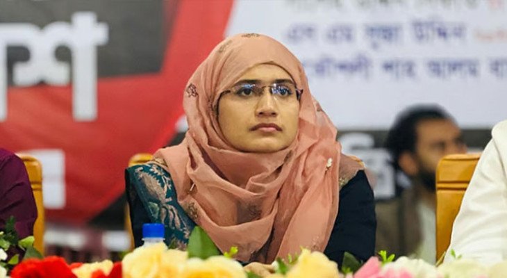 স্বামীর অসুস্থতার কথা জানিয়ে সবার কাছে দোয়া চাইলেন সামান্থা শারমিন