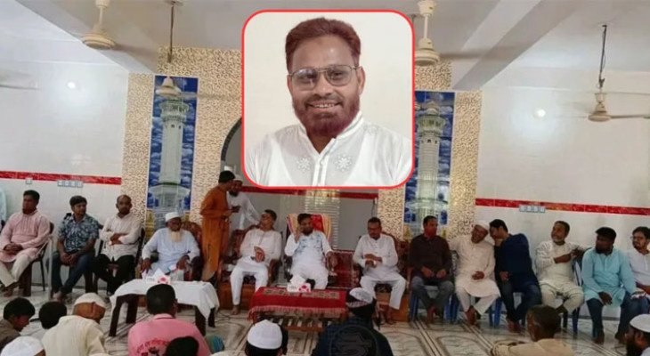 মসজিদের ভেতরে চেয়ার-সোফা বসিয়ে বিএনপি এমপির সভা