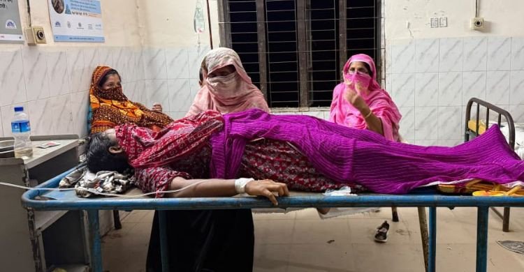 কলাপাড়ায় অন্তঃসত্ত্বা নারীকে মারধর, নবজাতকের মৃত্যু