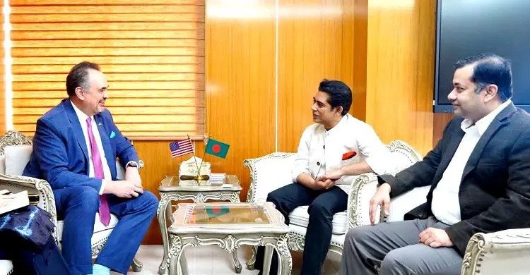 গণমাধ্যমের স্বাধীনতা অক্ষুণ্ন রেখেই কাজ করছে সরকার: তথ্যমন্ত্রী
