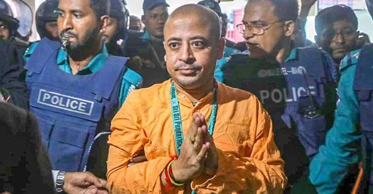 কারাগারেই মায়ের আদ্যশ্রাদ্ধ করতে চান চিন্ময়, পুরোহিত প্রবেশের অনুমতি চেয়ে আবেদন