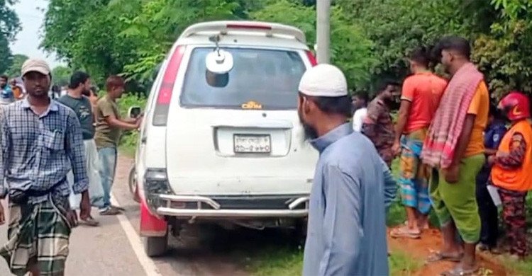 চুয়াডাঙ্গায় সড়ক পার হতে গিয়ে মাইক্রোবাসের চাপায় বৃদ্ধা নিহত