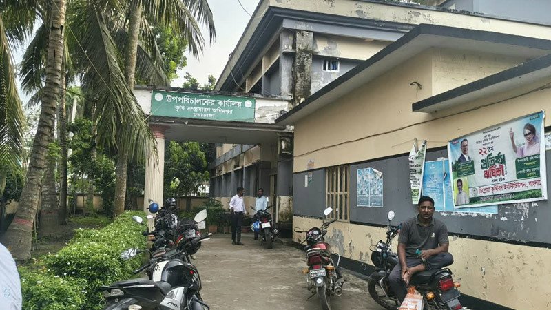 চুয়াডাঙ্গায় ৪৫ সার ডিলারশিপে ৬৪৩ আবেদন, অধিকাংশই বিএনপির নেতা কর্মী