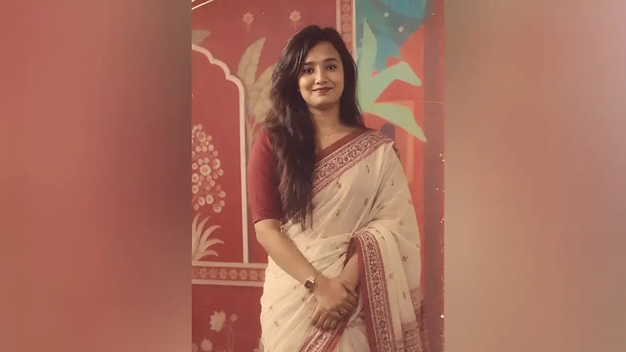 জাবি ছাত্রদল নেত্রী আঞ্জুমান ইকরাকে বহিষ্কার