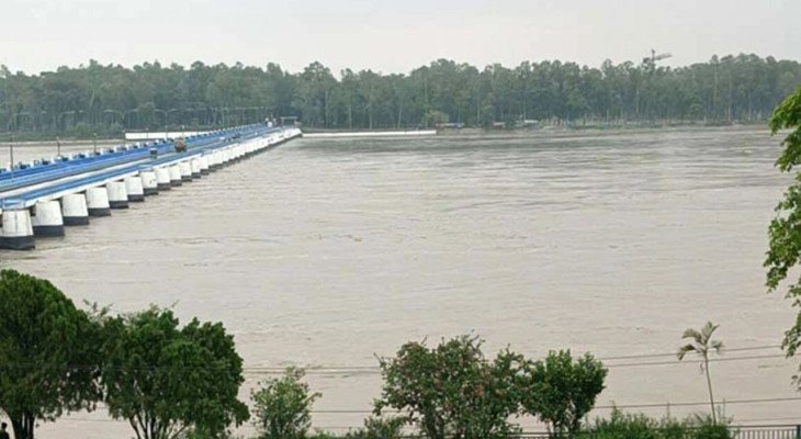 লালমনিরহাটে তিস্তার পানি বিপদসীমার কাছাকাছি, বন্যার শঙ্কা