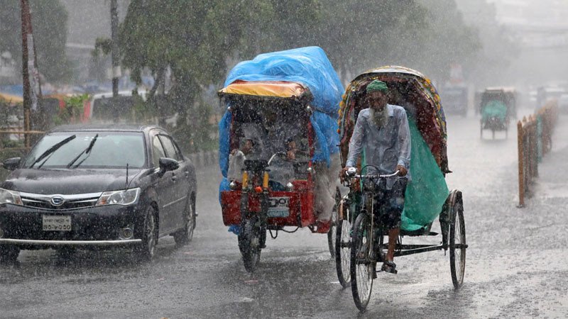 চার বিভাগে ভারী বৃষ্টির সম্ভাবনা, বাড়তে পারে নদ-নদীর পানি