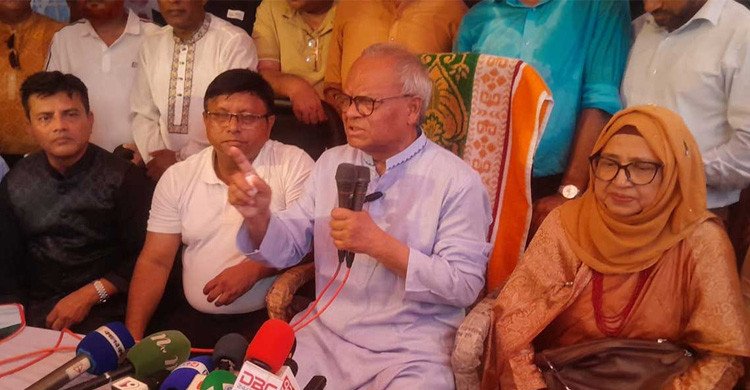 ‘ধর্মের নামে রাজনীতি করে জান্নাতের টিকিট বিক্রি, এলাকায় জ্বালাচ্ছে দোজখের আগুন’