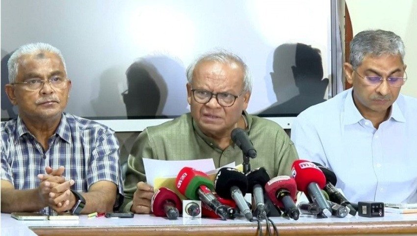অন্য দেশের তুলনায় বাংলাদেশে তেলের দাম অনেক কম: দাবি রিজভীর