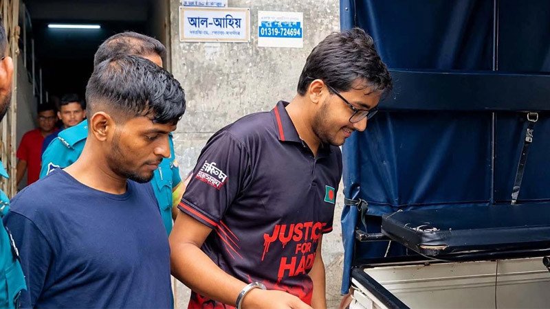 বিদ্যুৎ বিল বেশি আসায় প্রধানমন্ত্রীকে কটূক্তির অভিযোগে যুবক আটক