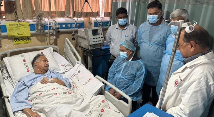জ্বালানিমন্ত্রী টুকুকে দেখতে হাসপাতালে রাষ্ট্রপতি
