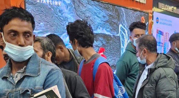 লিবিয়া থেকে দেশে ফিরলেন ১৭৪ বাংলাদেশি, সহায়তা দিল আইওএম