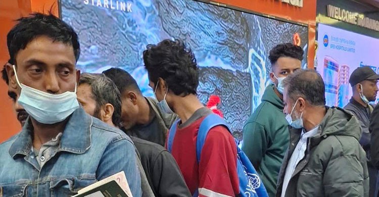 লিবিয়া থেকে দেশে ফিরলেন ১৭৪ বাংলাদেশি, সহায়তা দিল আইওএম