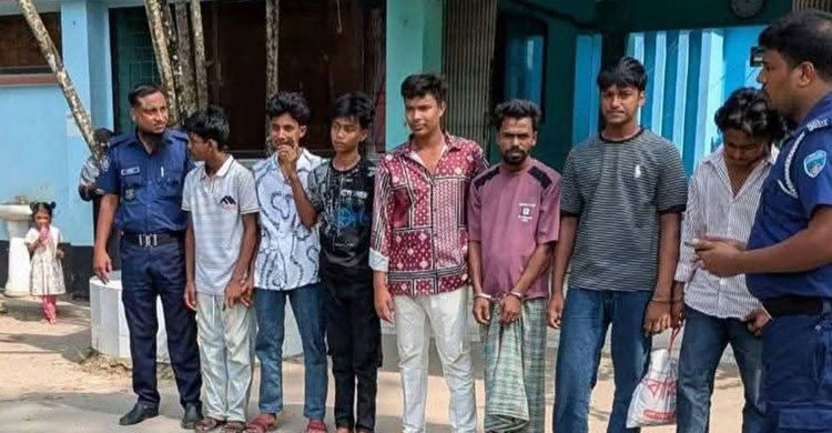 বেগমগঞ্জে নিষিদ্ধ ছাত্রলীগের ঝটিকা মিছিল, গ্রেফতার ৮