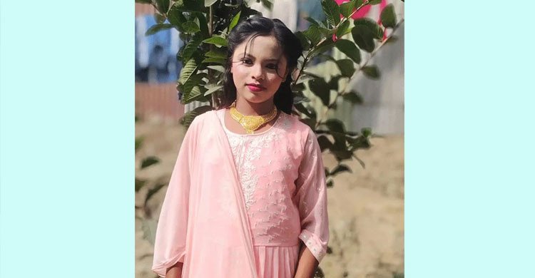ঘুমন্ত কিশোরীর শরীরে গরম পানি নিক্ষেপ, ঝলসে গেছে বিভিন্ন অংশ
