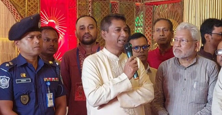 ধর্মীয় স্বাধীনতা ও সম্প্রীতির চেতনায় এগিয়ে যাচ্ছে রাষ্ট্র: চট্টগ্রাম রেঞ্জ ডিআইজি
