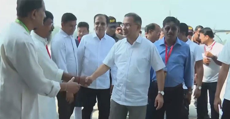 সৈয়দপুরে পৌঁছেছেন প্রধানমন্ত্রী তারেক রহমান