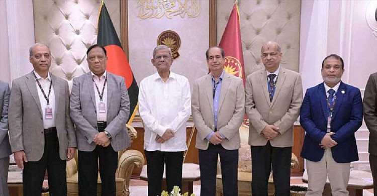 দক্ষ জনশক্তি গড়তে বিশ্ববিদ্যালয়গুলোকে শ্রমবাজারমুখী শিক্ষায় গুরুত্ব দিতে হবে: রাষ্ট্রপতি