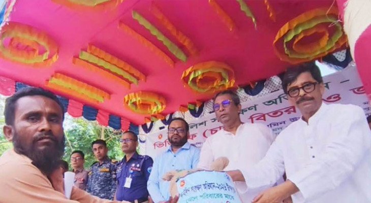 মা ইলিশ রক্ষায় জেলেদের প্রতি মৎস্যমন্ত্রীর আহ্বান, ‘বুকে হাত দিয়ে বলুন, কোনো ইলিশ ধরব না’