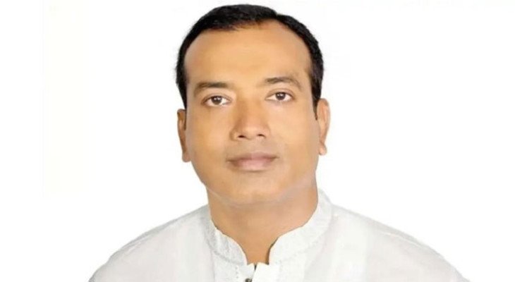 রুমিন ফারহানার বিরুদ্ধে ব্যবস্থা নেওয়ার দাবি ছাত্রদল সভাপতি রাকিবের