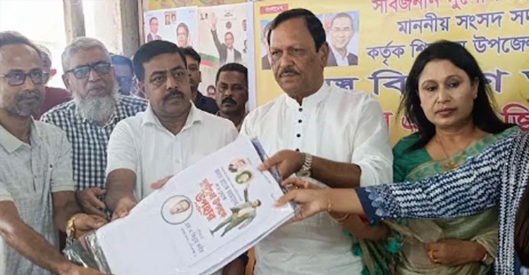 শারদীয় দুর্গোৎসব হবে আনন্দমুখর ও নিরাপদ: এমপি জিন্নাহ কবির