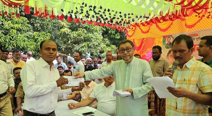 সব ধর্মের মানুষের শান্তিপূর্ণ সহাবস্থান নিশ্চিত করতে কাজ করছে বিএনপি: স্বাস্থ্যমন্ত্রী
