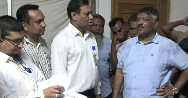 হাসপাতালে দেরিতে উপস্থিতি, চিকিৎসকদের বিরুদ্ধে শাস্তিমূলক ব্যবস্থার আহ্বান হুইপ দুলুর