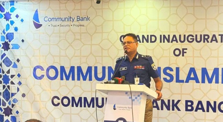 সরকারের অনুমতি পেলে ক্রসফায়ারেও পিছপা হবে না পুলিশ: আইজিপি