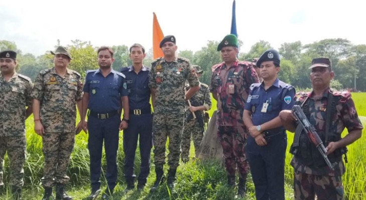 ১৫ ঘণ্টা পর বিএসএফের কাছ থেকে ফেরত এলেন আটক দুই পুলিশ সদস্য