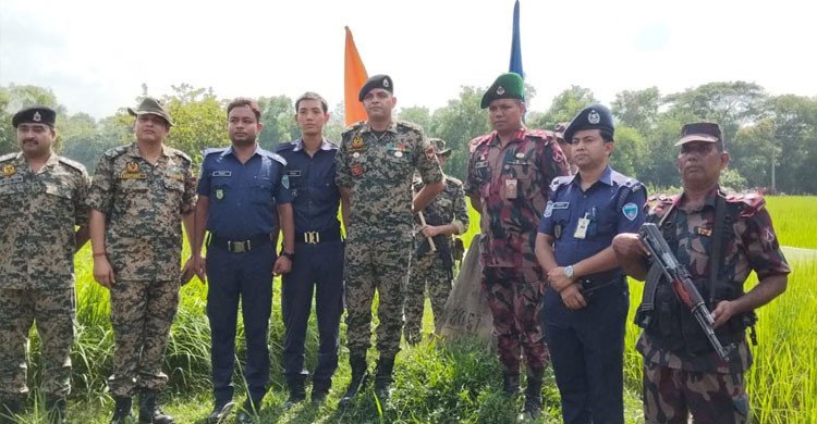 ১৫ ঘণ্টা পর বিএসএফের কাছ থেকে ফেরত এলেন আটক দুই পুলিশ সদস্য