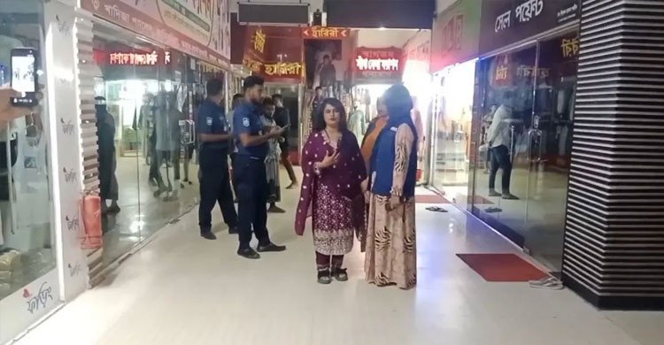 ‘ভোট দিয়ে ভুক্তভোগী হলাম’, ফেসবুক লাইভের পর আটক নারী উদ্যোক্তা