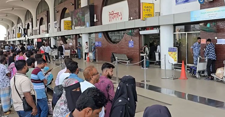 সৌদিগামী ৮৬ ফ্লাইট বাতিল, অনিশ্চয়তায় ১৩ হাজারের বেশি যাত্রীর ভ্রমণ