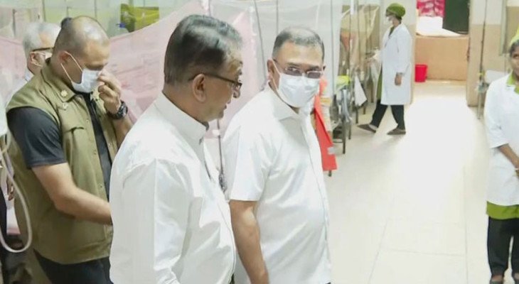 হাসপাতালের কক্ষে ধূমপান, চিকিৎসককে বরখাস্তের নির্দেশ প্রধানমন্ত্রীর
