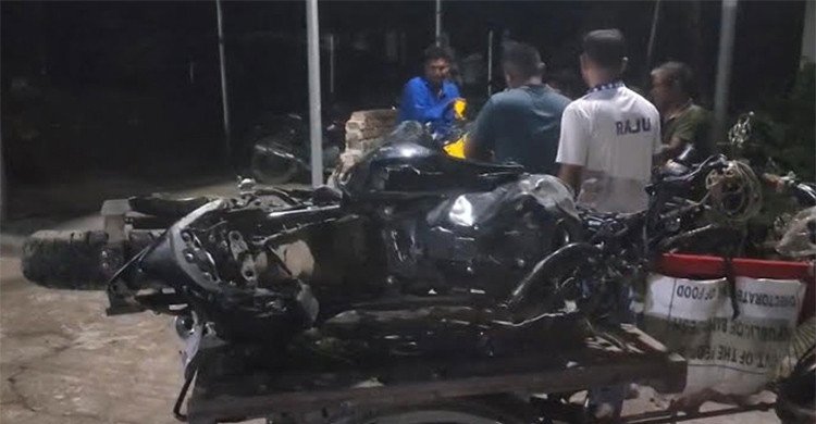বাগেরহাটে দুই মোটরসাইকেল ও নসিমনের ত্রিমুখী সংঘর্ষ, নিহত ৩