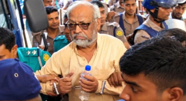বিমানবন্দরে বিশৃঙ্খলার মামলা, রিমান্ডে কী জানালেন আখতারুজ্জামান?