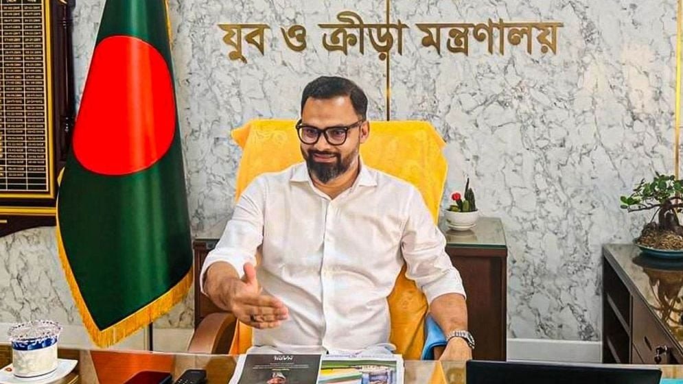 প্রশ্ন ফাঁস ঠেকাতে সচিবালয়ে রাত কাটাচ্ছেন প্রতিমন্ত্রী আমিনুল হক