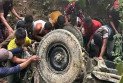 বান্দরবানে পর্যটকবাহী গাড়ি খাদে পড়ে নিহত ২