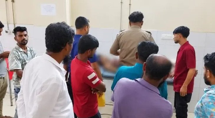 ভৈরবে নববিবাহিত মেয়েকে বিদায়ের পরই বিদ্যুৎস্পৃষ্টে বাবার মৃত্যু