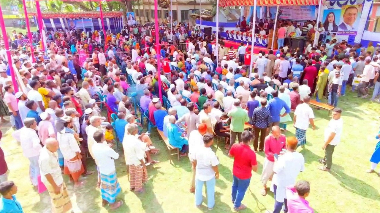 জাইমা রহমানের জন্মদিনে বগুড়ায় দুই হাজার মানুষের বিনামূল্যে চক্ষু চিকিৎসা
