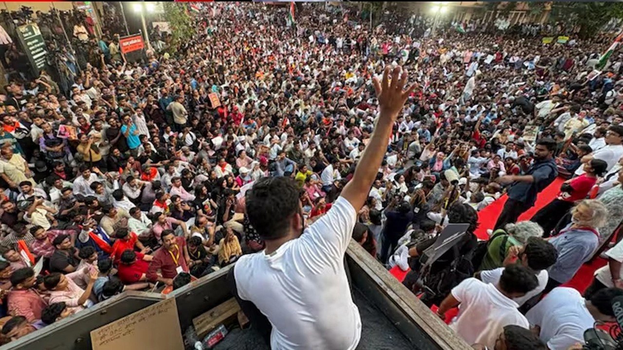 ভারতে এবার ‘দিল্লি চলো’ কর্মসূচি ঘোষণা ককরোচ পার্টির