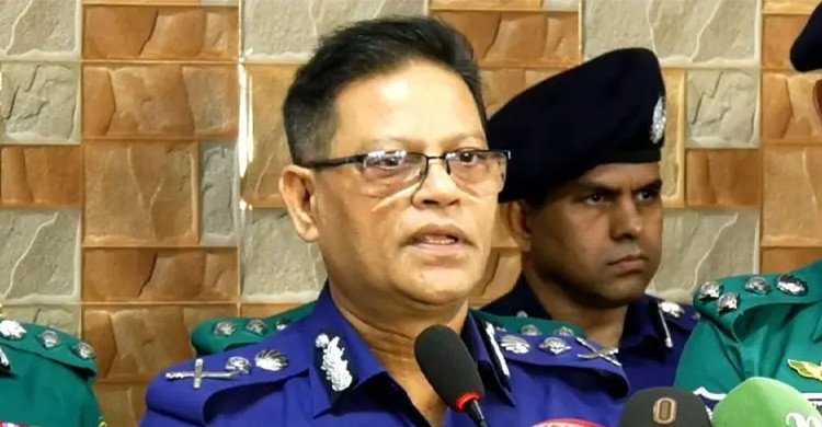 চাঁদাবাজি নির্মূলে শিগগিরই আসছে নতুন আইন: আইজিপি