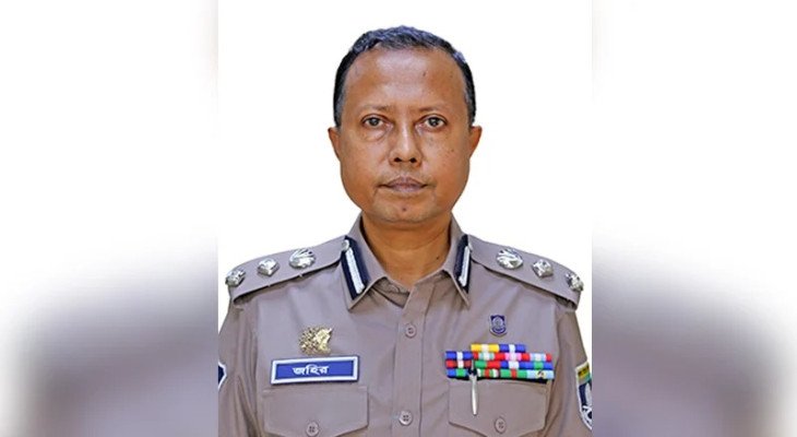 বাসা থেকে আইস, ইয়াবা ও মদ উদ্ধার, অতিরিক্ত ডিআইজি জহিরকে ওএসডি