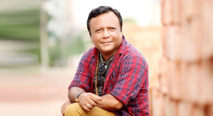 স্ত্রীর ১০২ ডিগ্রি জ্বরের মধ্যেও রাত ৪টায় পরোটা চেয়ে সমালোচনায় মুকিত জাকারিয়া