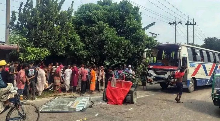 ময়মনসিংহে বাস ও সিএনজির সংঘর্ষে শিশুসহ নিহত ৭