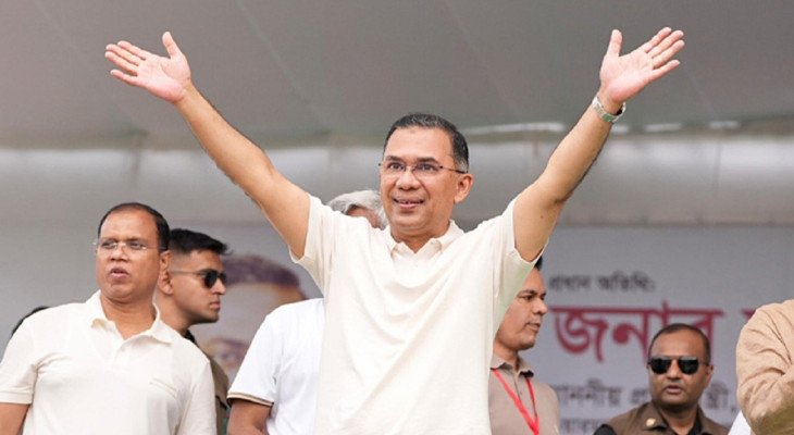 খুলনায় পৌঁছেছেন প্রধানমন্ত্রী তারেক রহমান